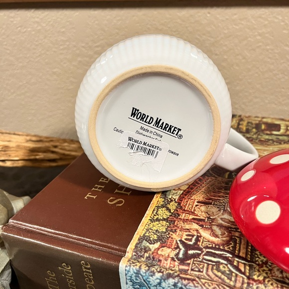 WORLD MARKET MUSHROOM MUG w/LID - Picture 5 of 12